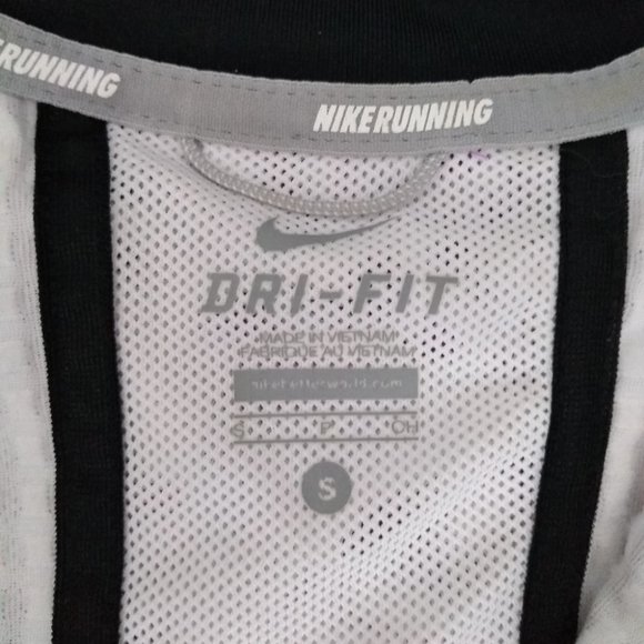 NIKE Sphere Dri-Fit Bomber Jacket - Picture 6 of 10